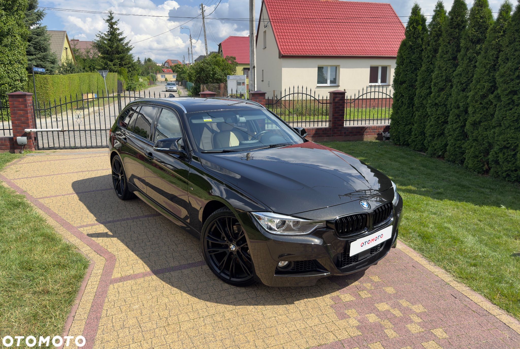 BMW Seria 3 320d Touring xDrive Sport-Aut Luxury Line - 1