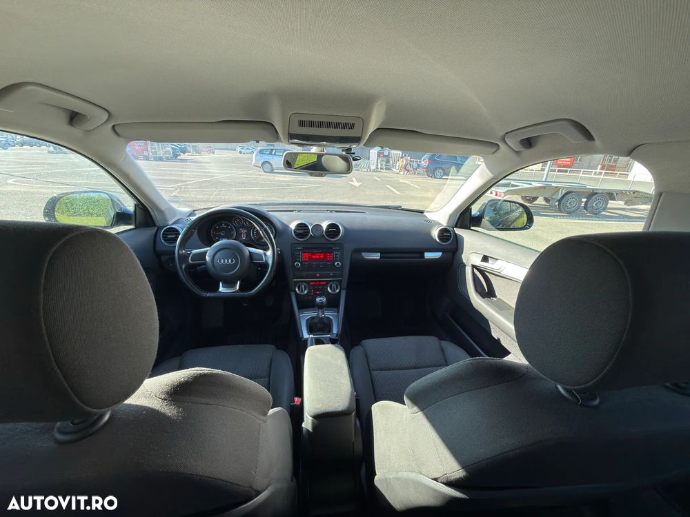 Audi A3 Sportback 2.0 TDI Ambiente - 7