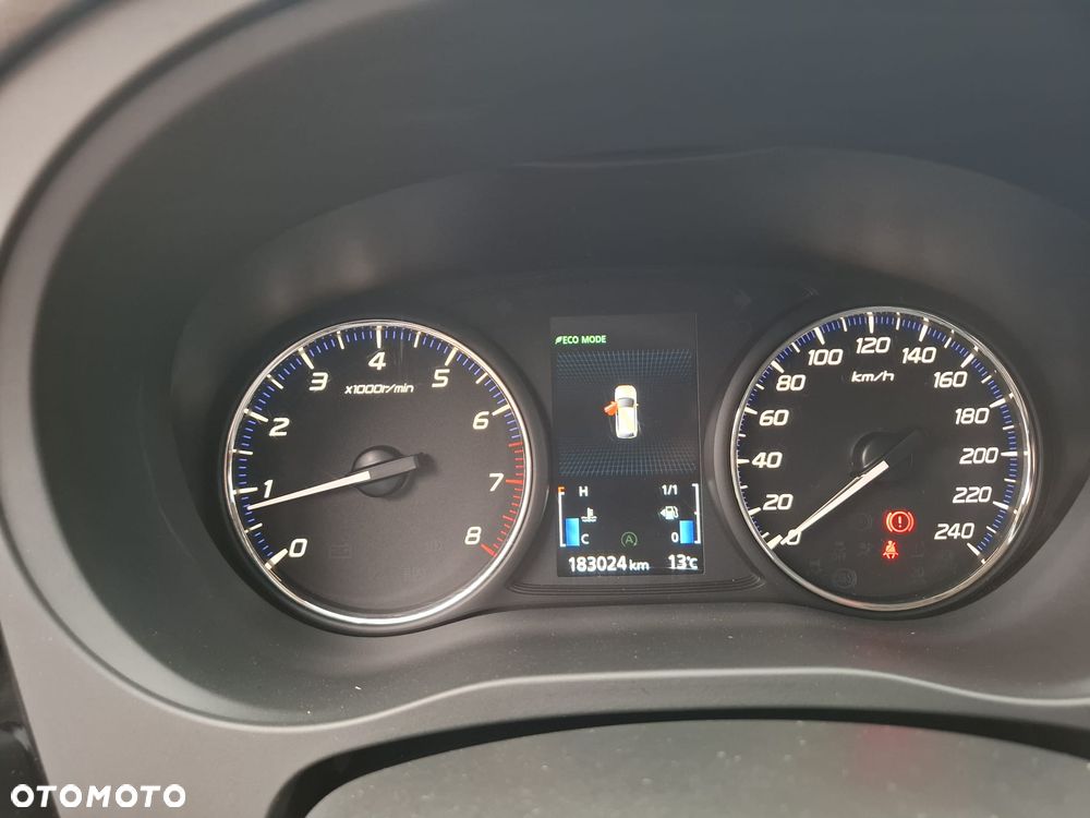 Mitsubishi Outlander - 20
