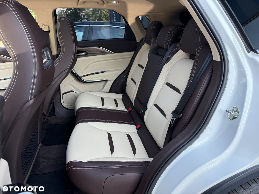 Bestune T77 1.5T Business DCT - 15