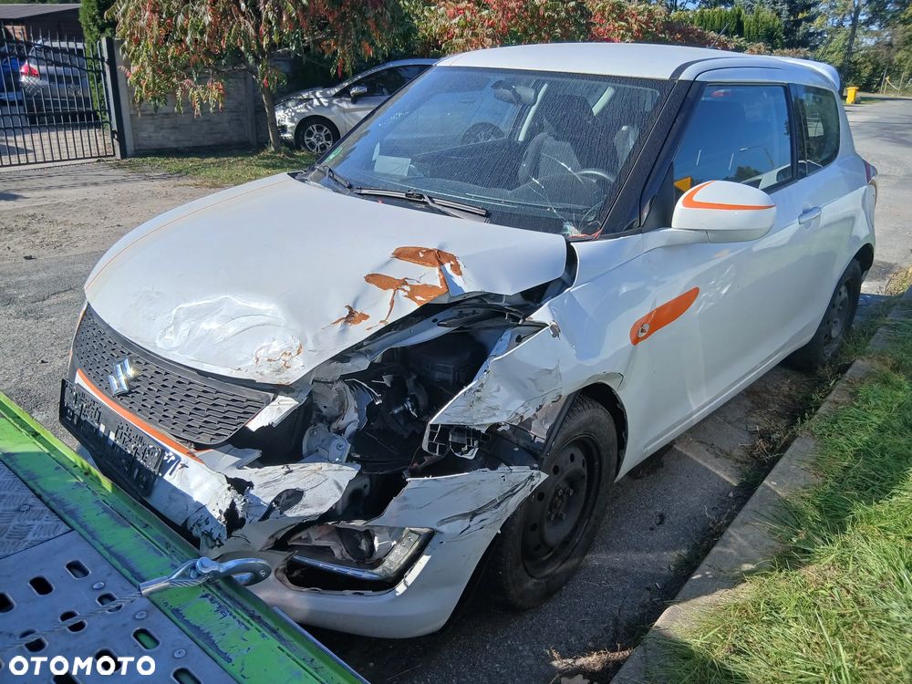 Suzuki Swift - 3
