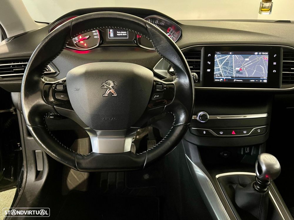 Peugeot 308 SW 1.2 PureTech Style J17 - 14