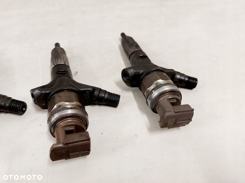 SUBARU OUTBACK III LEGACY IV FORESTER III 2.0 D WTRYSKIWACZ PALIWA - 10