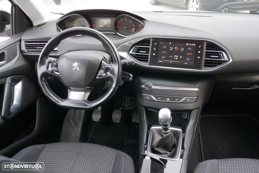 Peugeot 308 SW 1.5 BlueHDi Style - 36