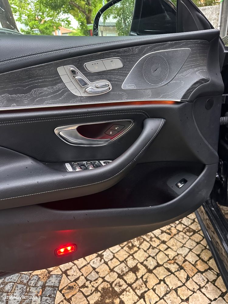 Mercedes-Benz CLS 300 d AMG Line - 15