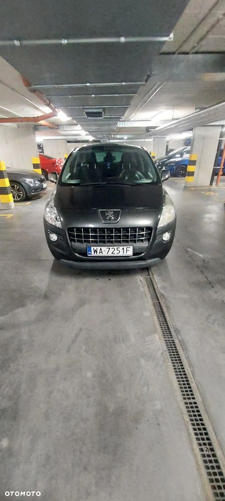 Peugeot 3008 1.6 Premium+ - 1