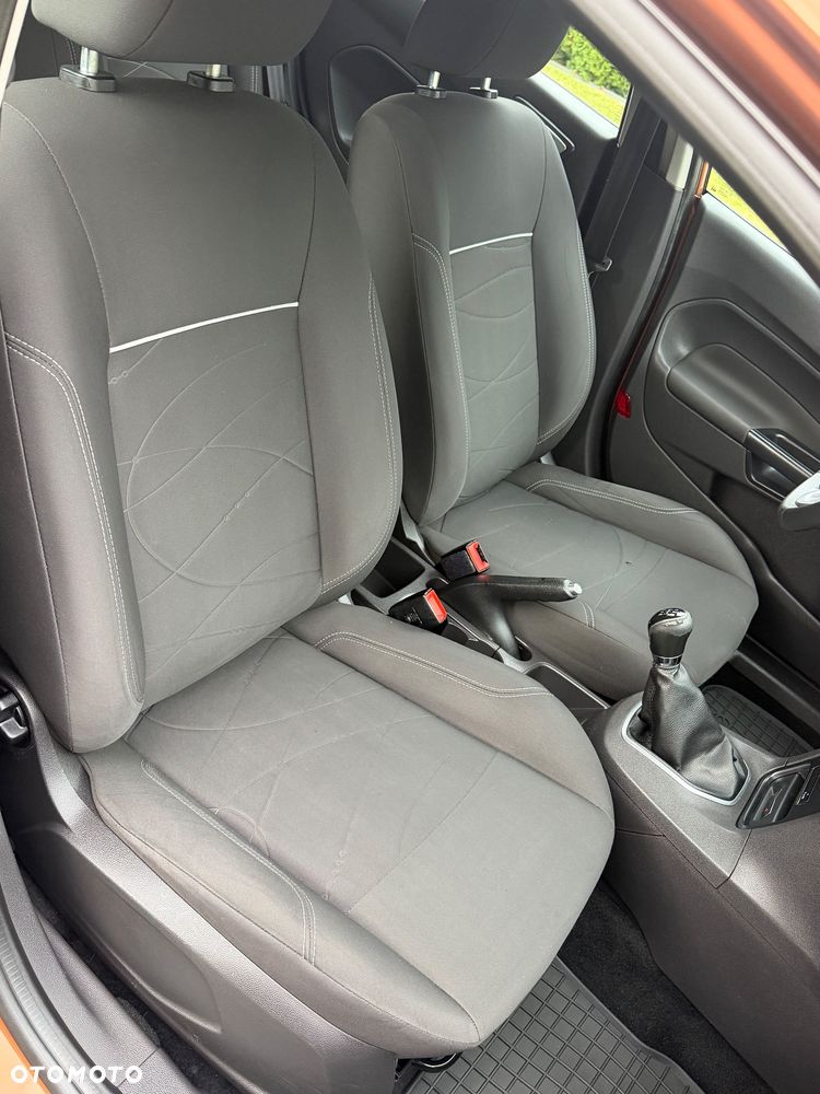 Ford Fiesta - 15