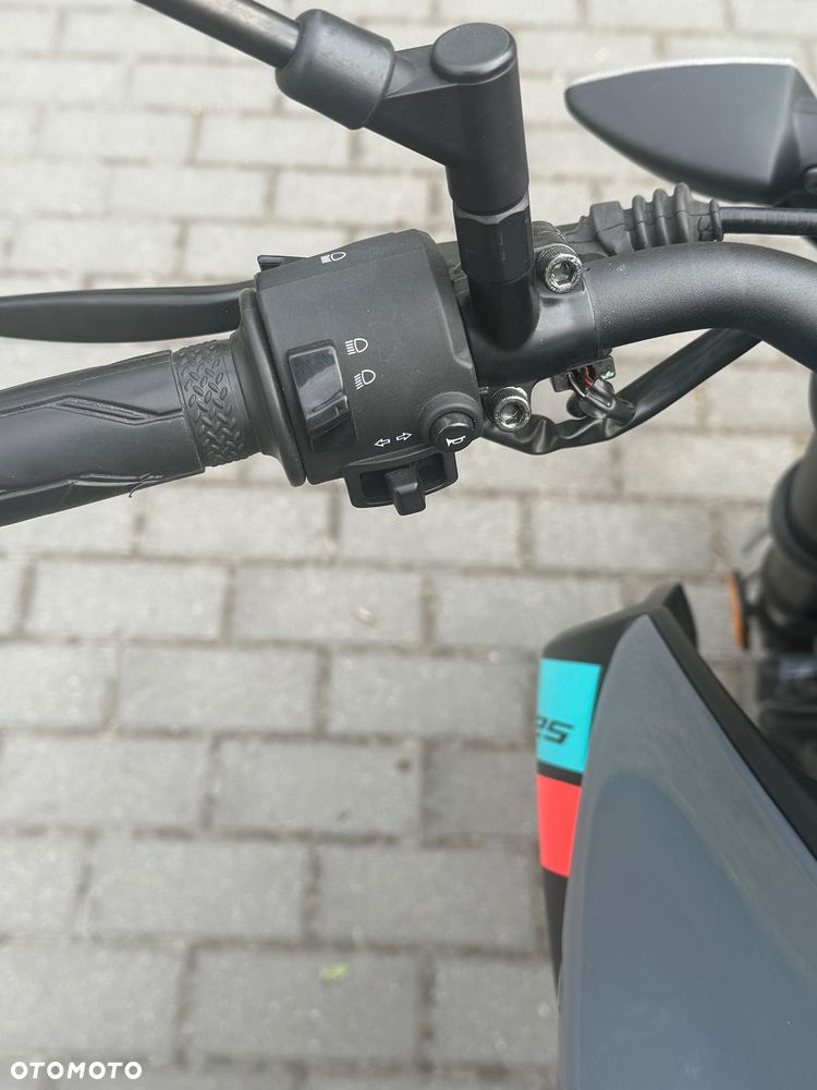 Yamaha MT - 21