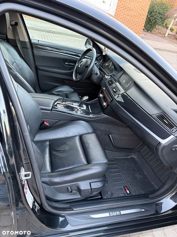 BMW Seria 5 520d - 12
