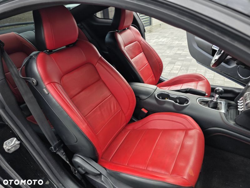 Ford Mustang 5.0 Ti-VCT V8 GT - 12