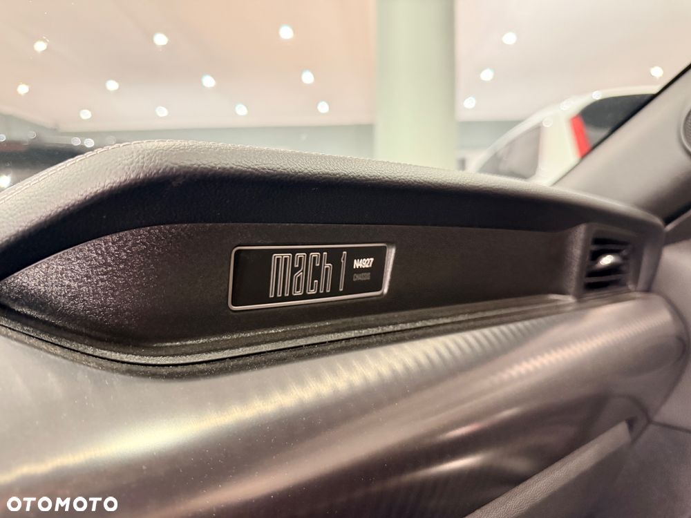 Ford Mustang - 5