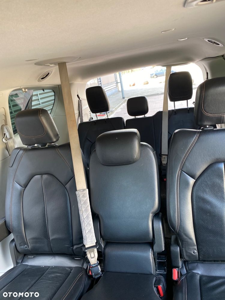 Chrysler Pacifica - 22