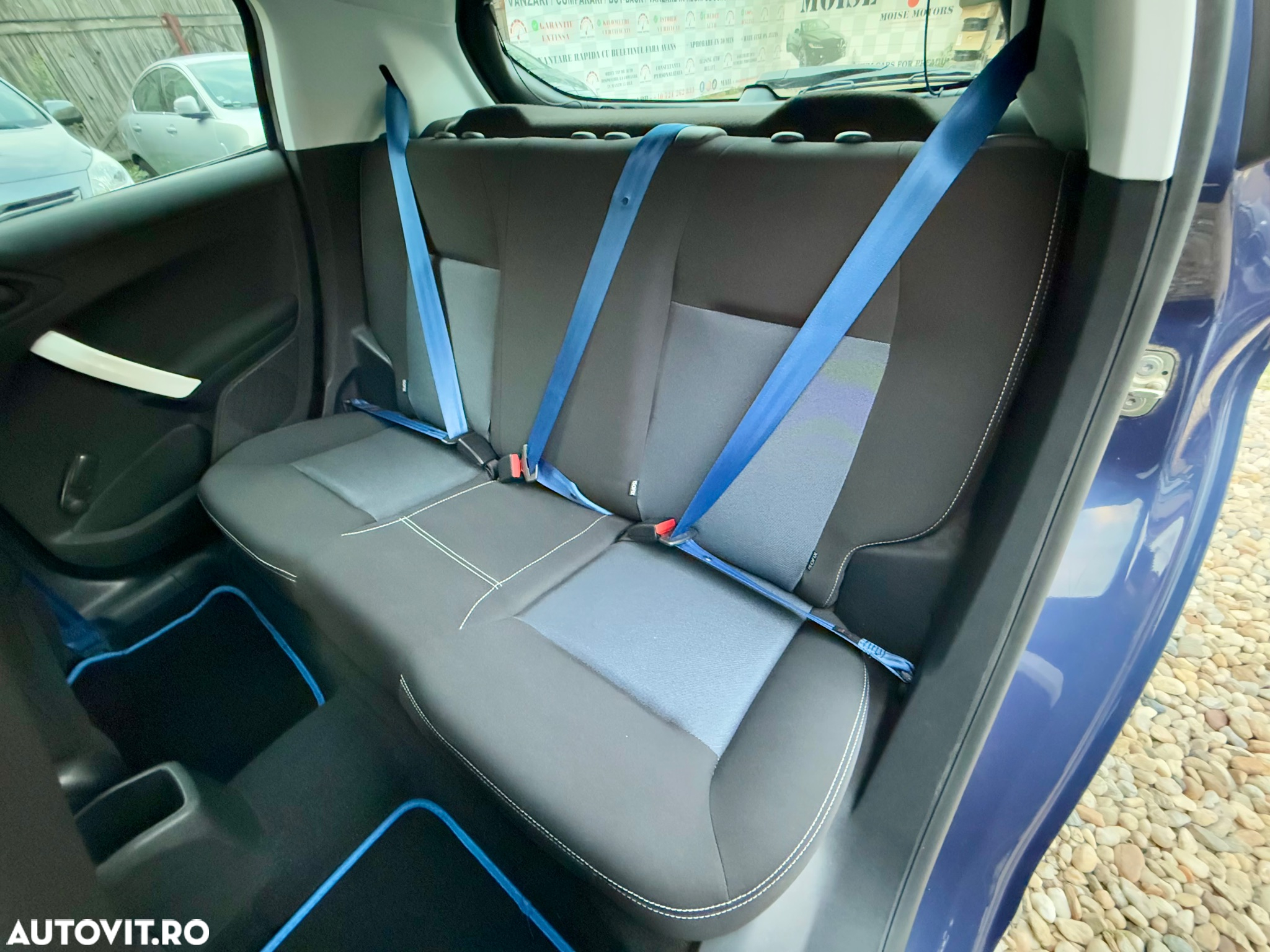 Peugeot 208 1.0 L PureTech Active - 13