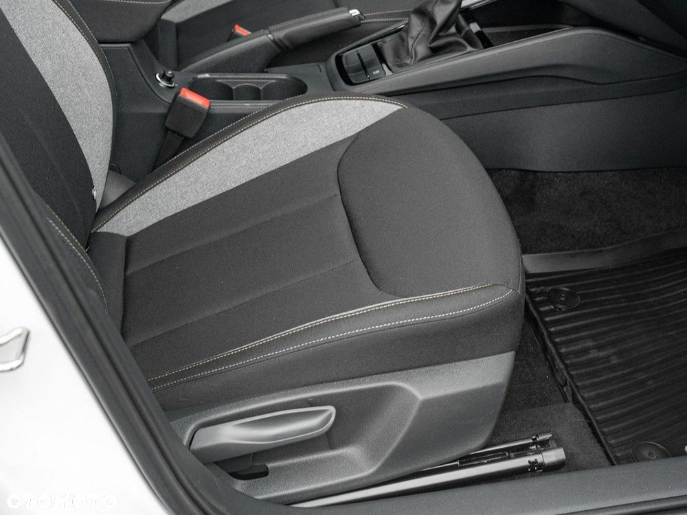Skoda Scala 1.0 TSI Selection DSG - 30