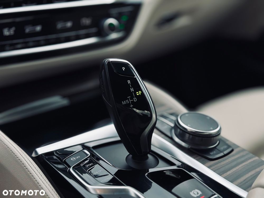BMW Seria 5 530i GPF M Sport sport - 21