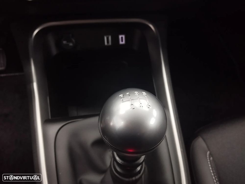 Jeep Avenger 1.2 GSE T3 Altitude - 35