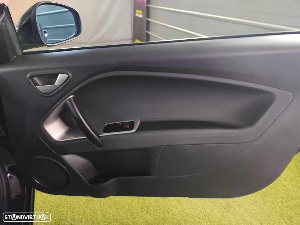 Alfa Romeo MiTo 1.3 JTD Distinctive S&S - 25