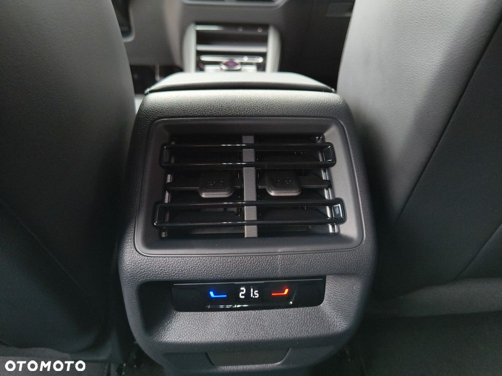Volkswagen Tiguan 2.0 TSI 4Mot R-Line Plus DSG - 38