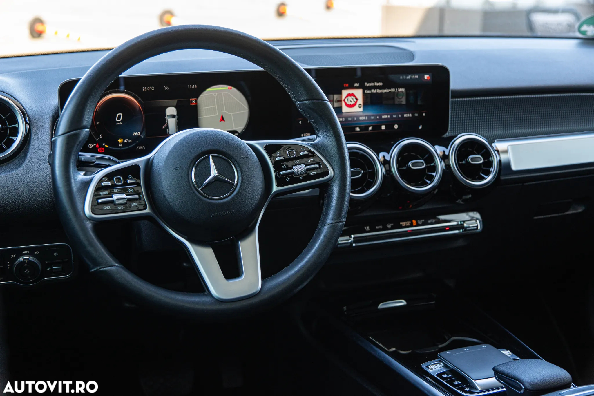 Mercedes-Benz GLB 250 4Matic 8G-DCT AMG Line - 15