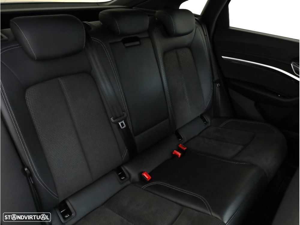 Audi e-tron Sportback 55 quattro S line - 16