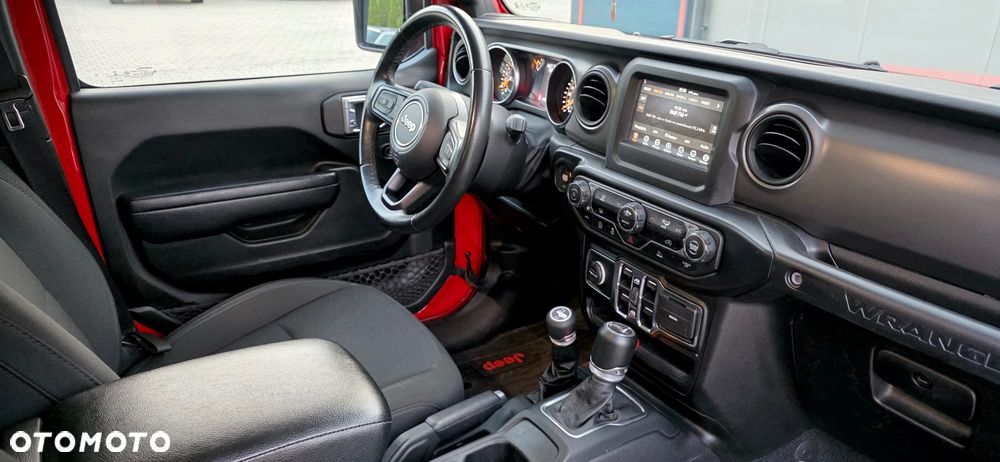 Jeep Wrangler Unlimited GME 2.0 Turbo Sport - 17