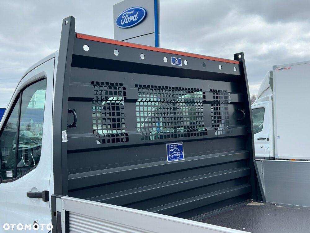 Ford transit 2.0 130KM M6 FWD Trend Podwozie L4 Skrzynia otwarta - 9