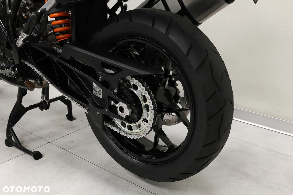 KTM Adventure - 41