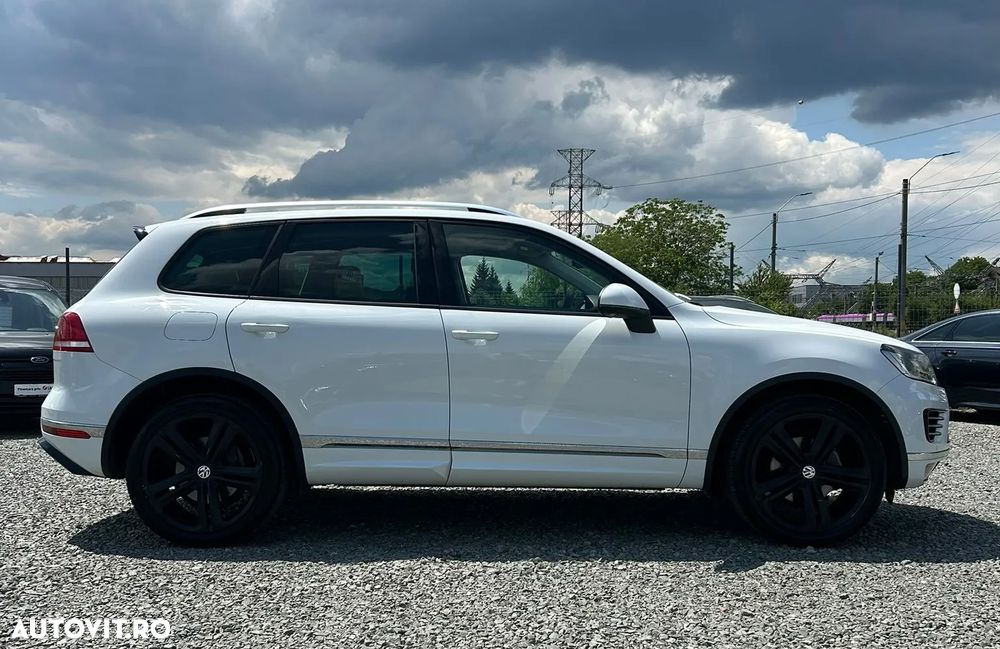 Volkswagen Touareg V6 TDI BMT Supreme Plus - 20