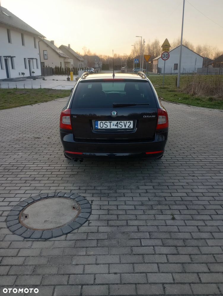 Skoda Octavia 1.8 TSI Family Plus - 4