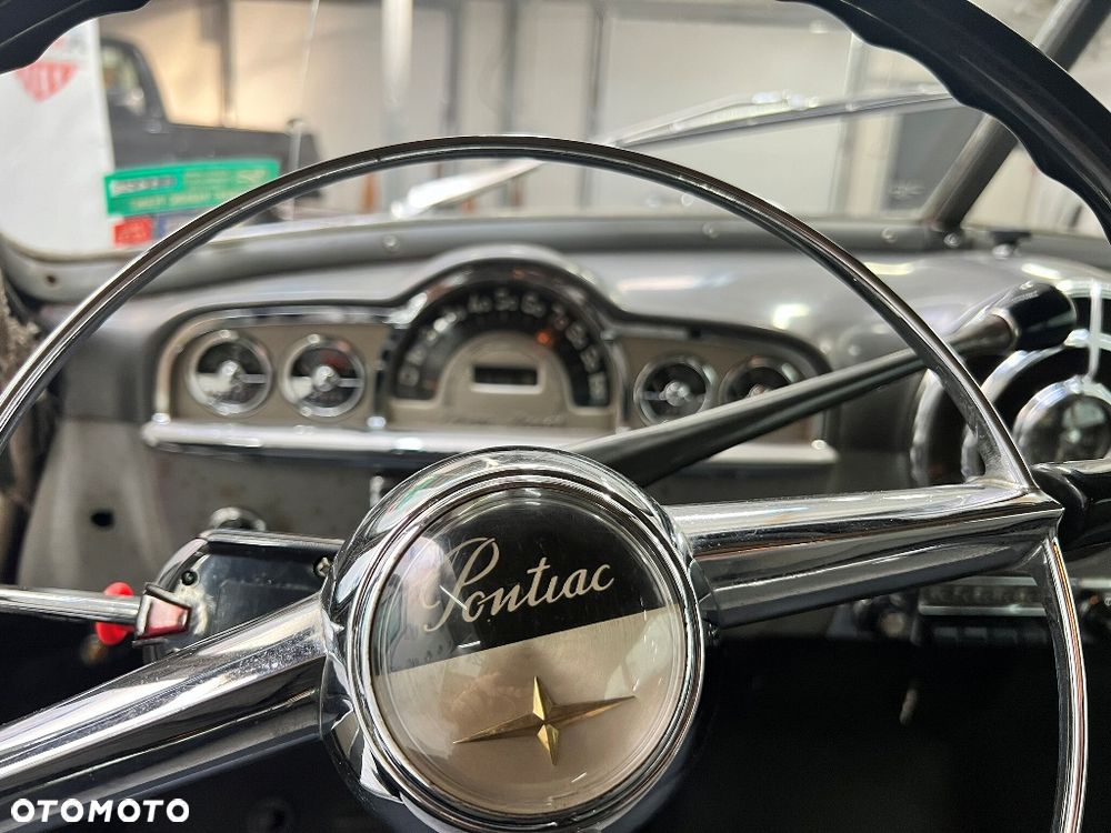 Pontiac Chieftain - 37