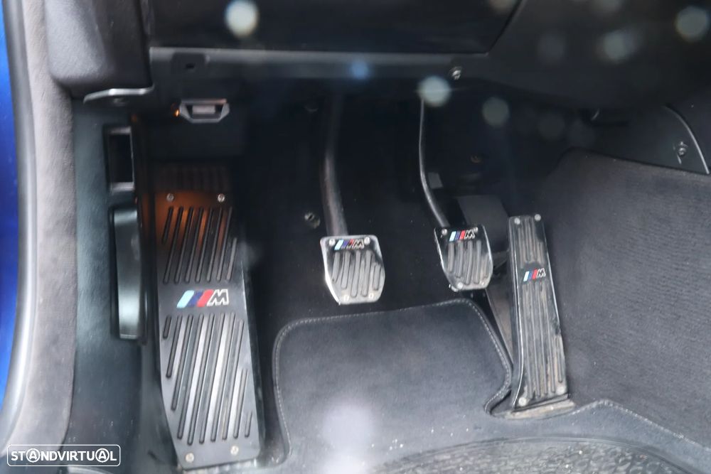 BMW 330 Ci - 34