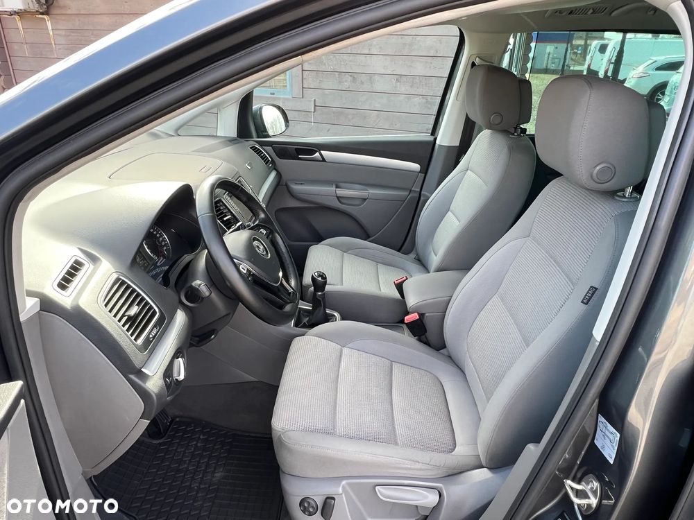 Volkswagen Sharan 2.0 TDI (BlueMotion Technology) Comfortline - 13