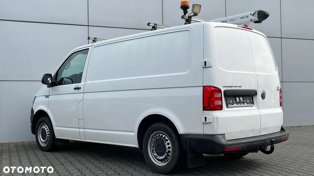 Volkswagen Transporter - 11