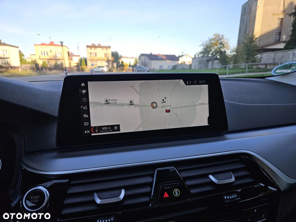 BMW Seria 5 530i mHEV Luxury Line - 12