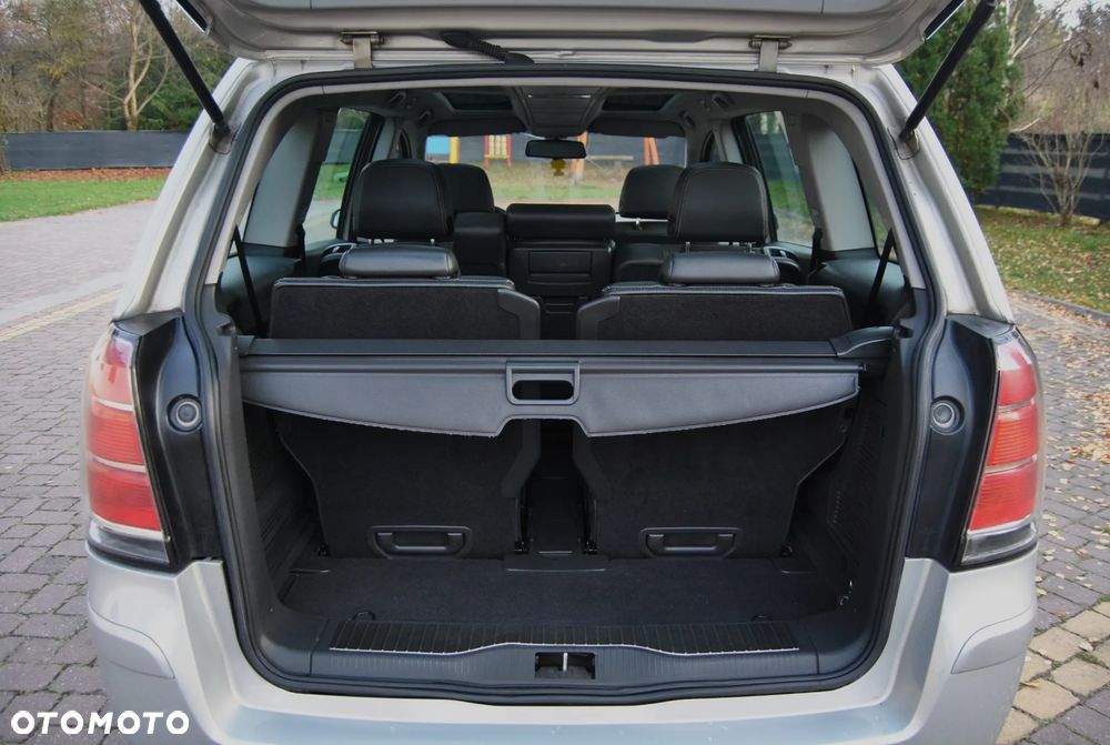 Opel Zafira 1.9 CDTI Cosmo - 14