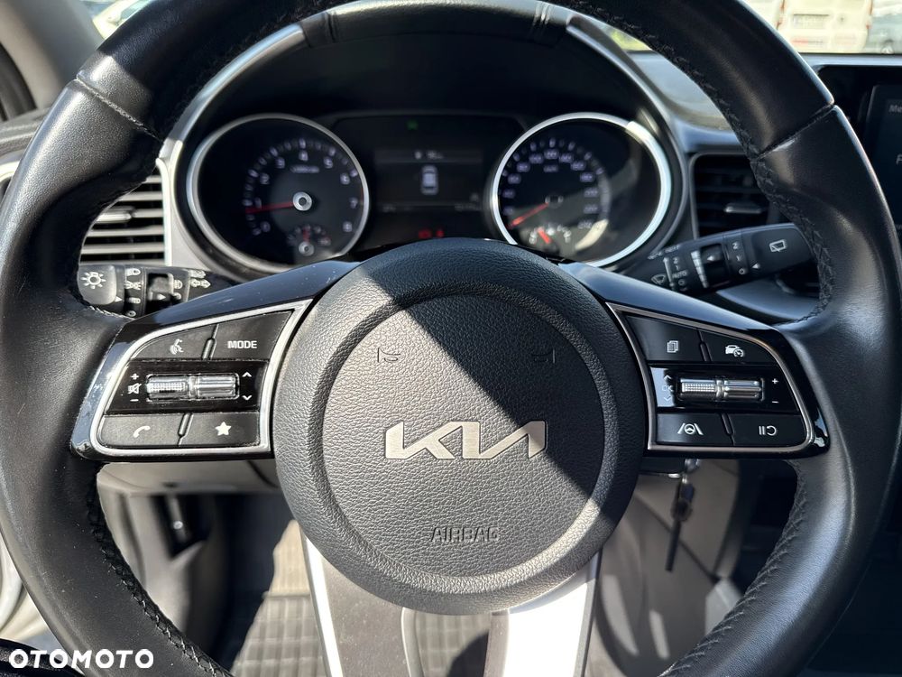 Kia Ceed 1.5 T-GDI M - 21