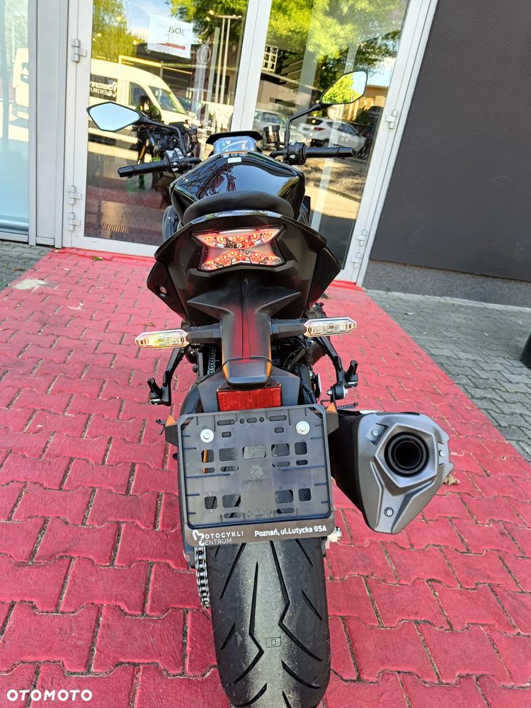 Kawasaki H2 - 3
