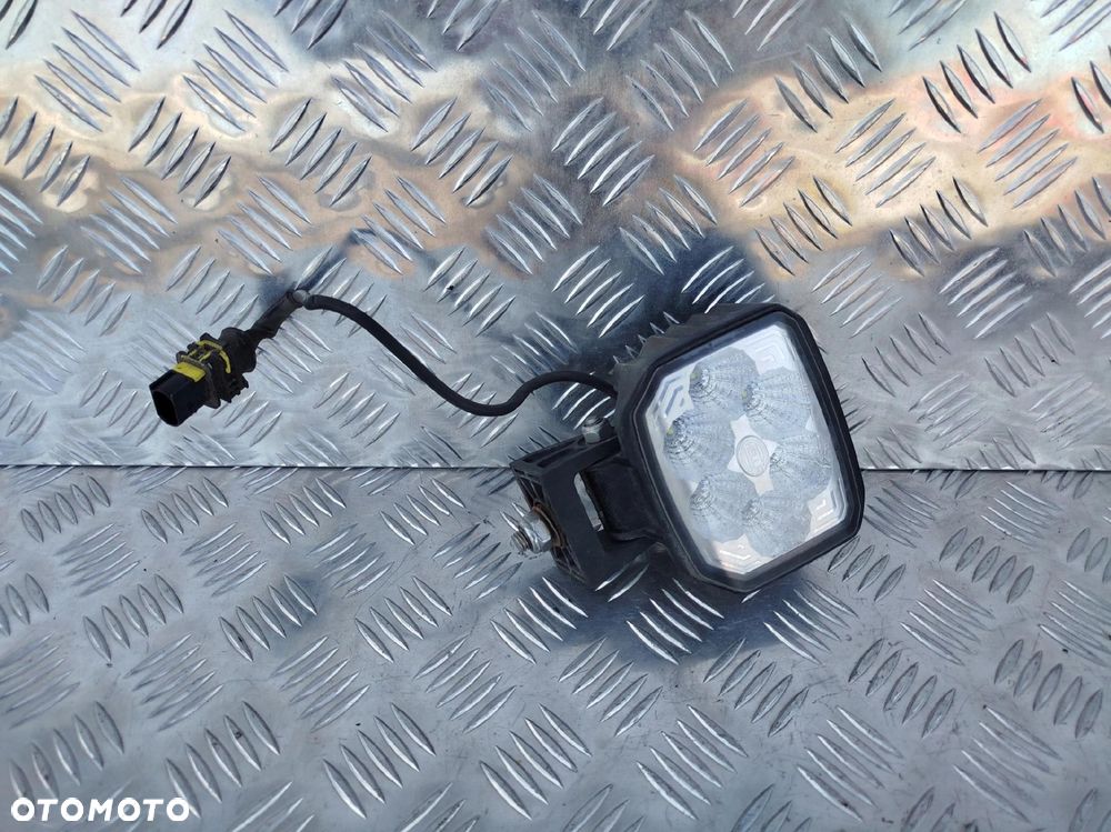 HALOGEN ROBOCZY HELLA DAF - 2
