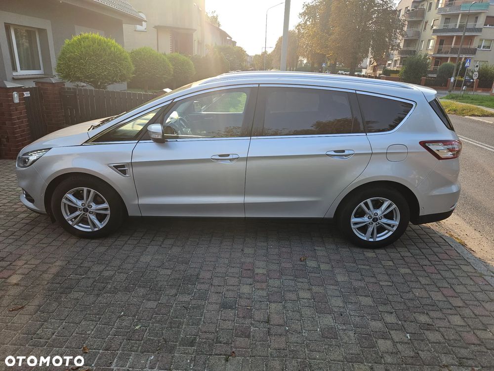 Ford S-Max 2.0 TDCi Titanium PowerShift - 21