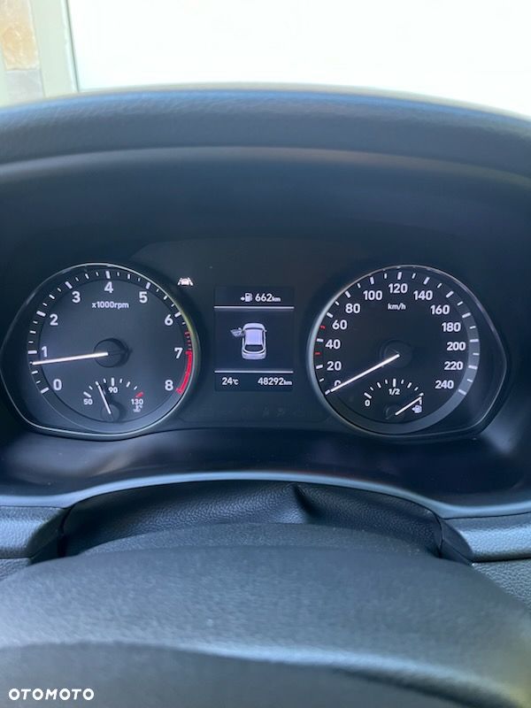 Hyundai i30 1.4 Classic + - 17
