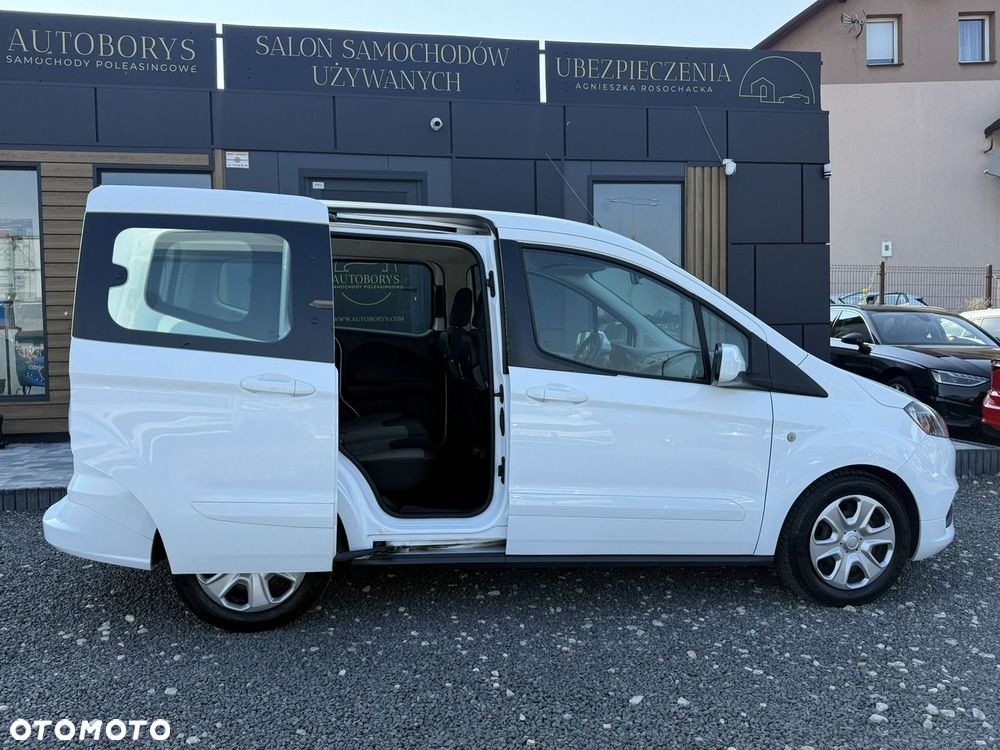 Ford Tourneo Courier - 9