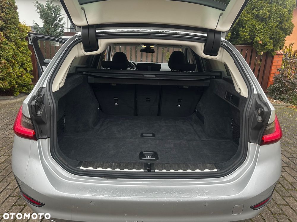 BMW Seria 3 320d Advantage - 30