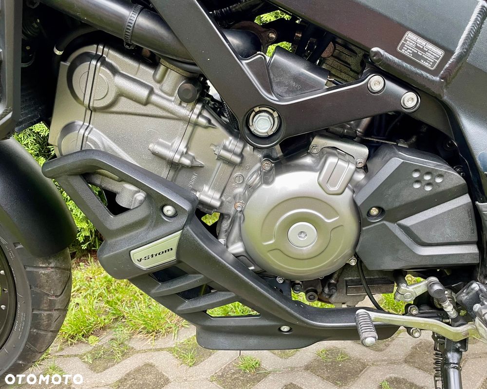 Suzuki V-STROM - 17