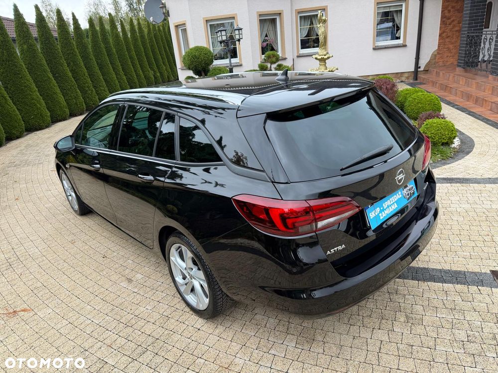 Opel Astra 1.4 Turbo 120 Jahre - 17