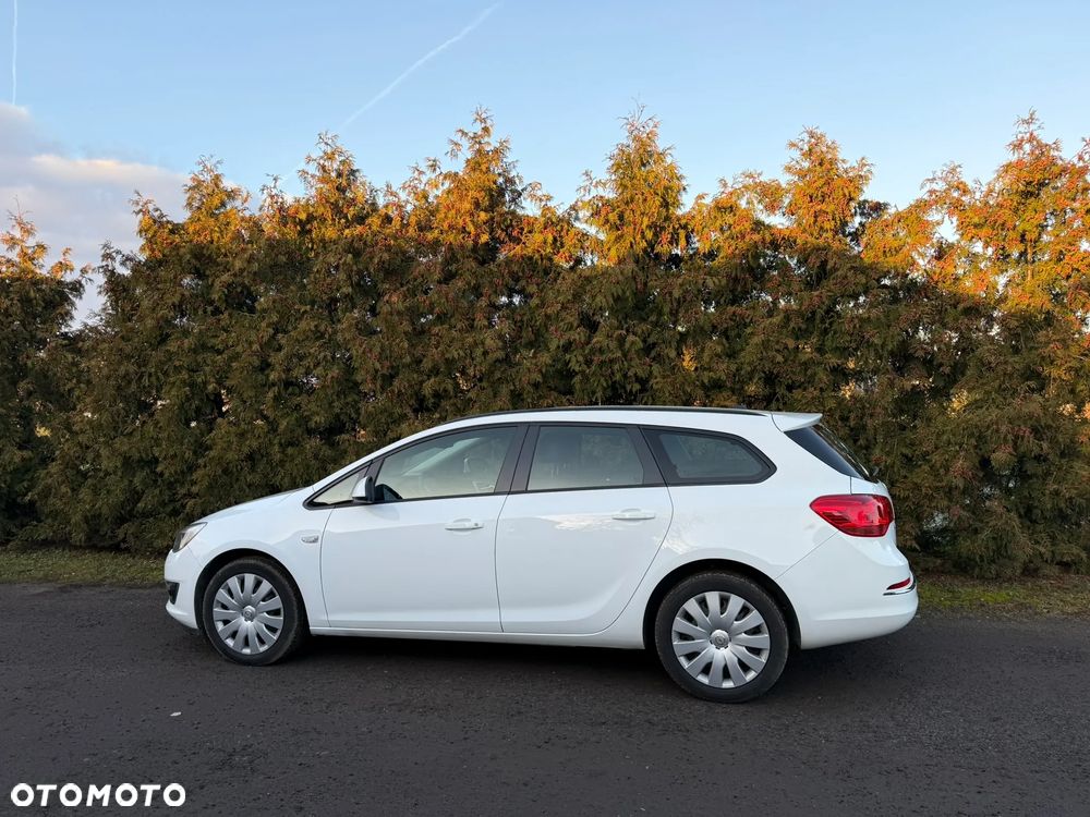 Opel Astra 1.6 Enjoy - 4