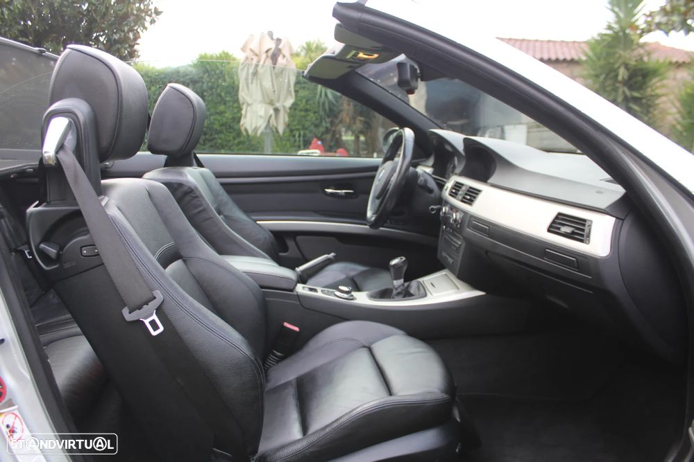 BMW 320 d Cabrio - 32