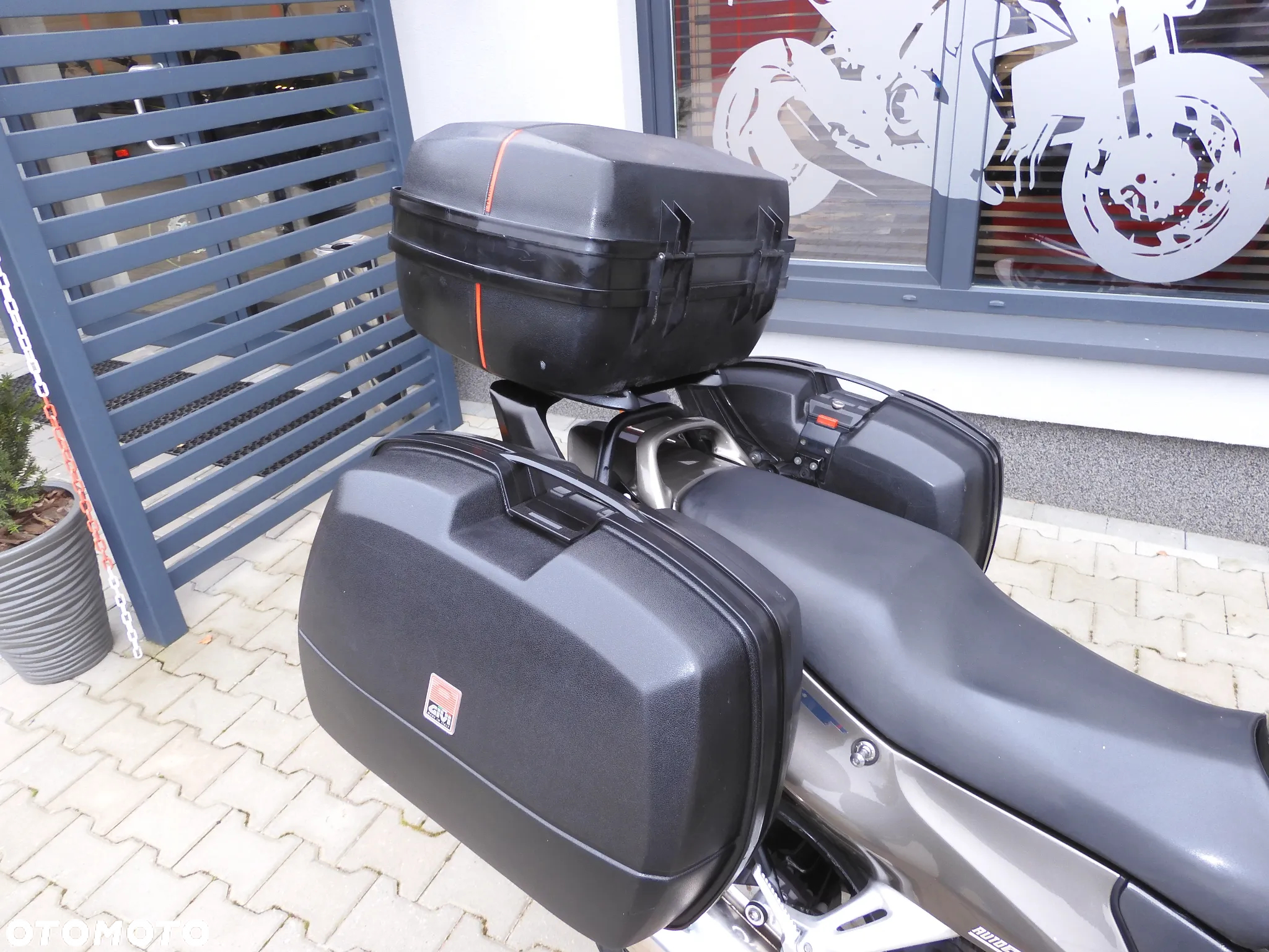 Honda CBR - 16