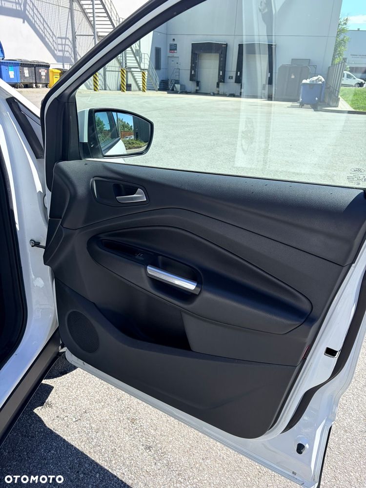 Ford Kuga 1.5 EcoBoost FWD Trend ASS - 21