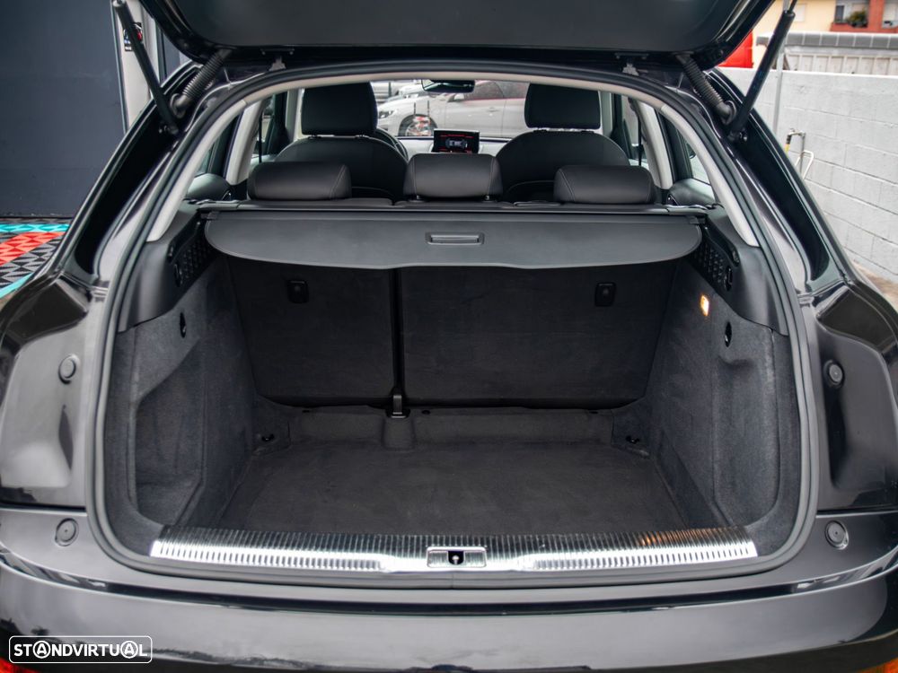 Audi Q3 2.0 TDI S-line - 9