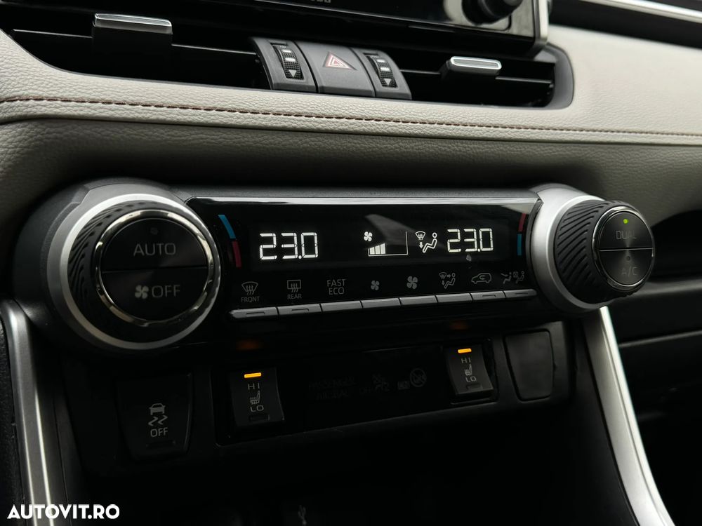 Toyota RAV4 2.5 4x4 Lounge - 22